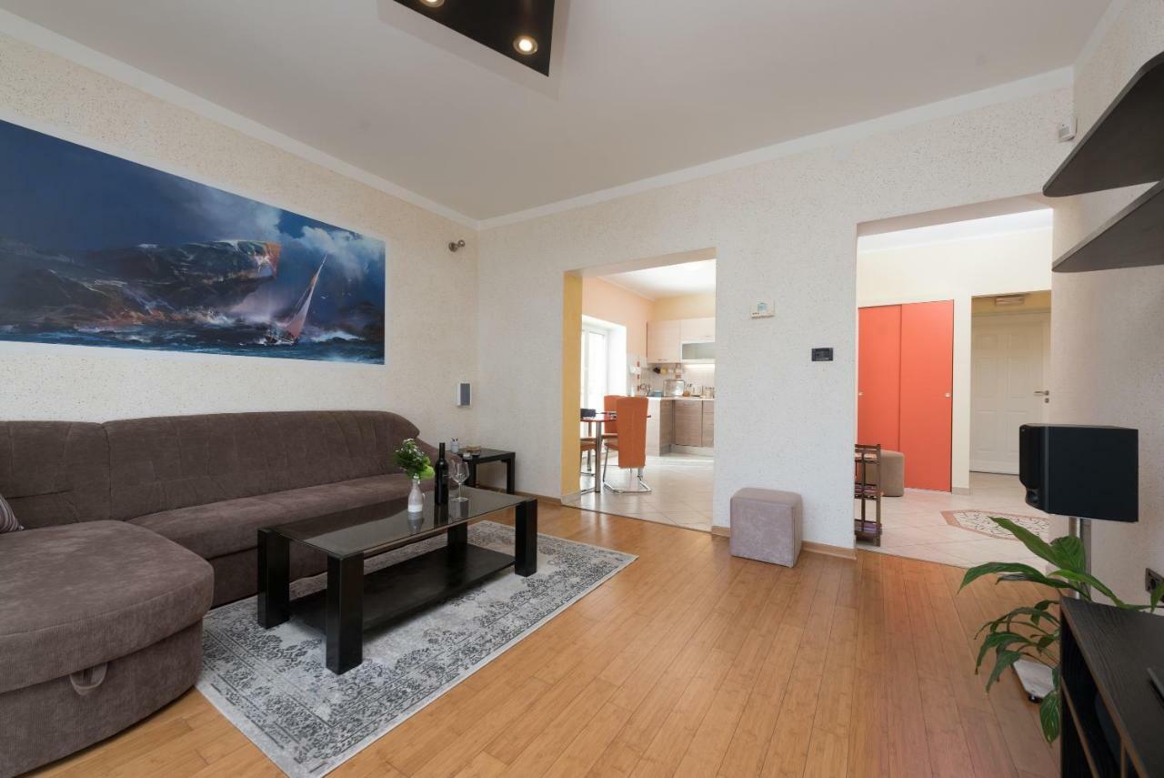 Apartment Cupido Rijeka Exterior photo